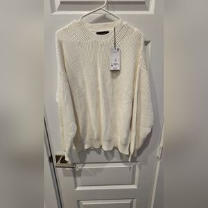 Plomo Ivory Knit Pullover